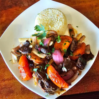 Lomo Saltado