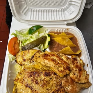 Pechuga Asada,a la plancha (Marinated Chicken Cutlet)
